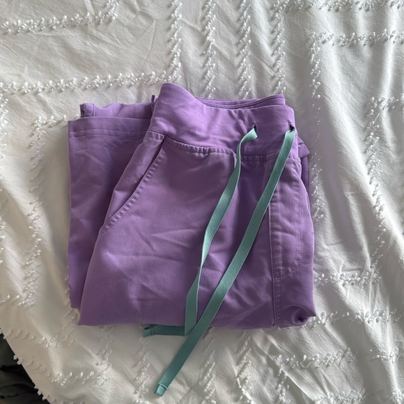 Figs Yola High Rise Scrub Bottom Small Tall Purple - Picture 2 of 3